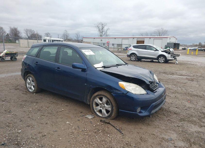 2008 Toyota Matrix XR (VIN 2T1KR32E78C715819) main photo