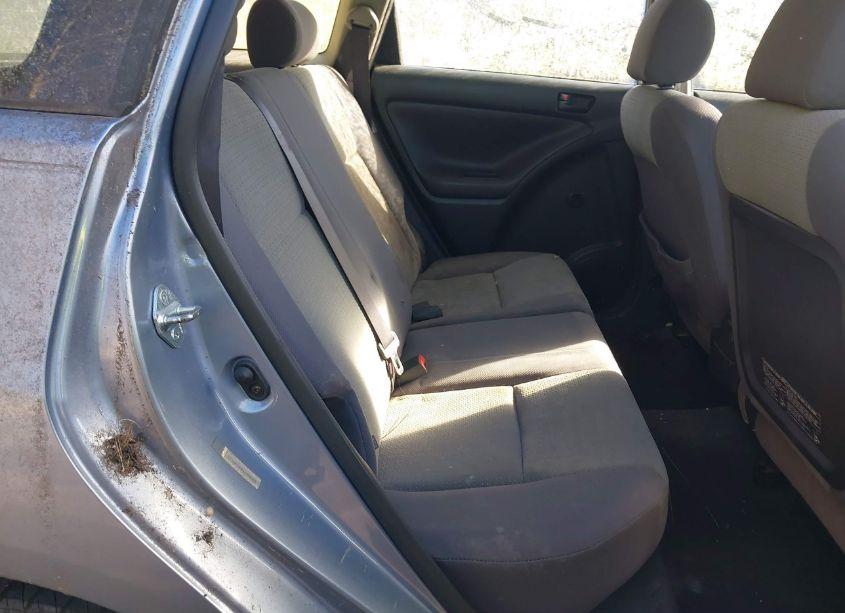 Photo 8 of 2004 Toyota Matrix STANDARD (VIN 2T1KR32E84C304553)