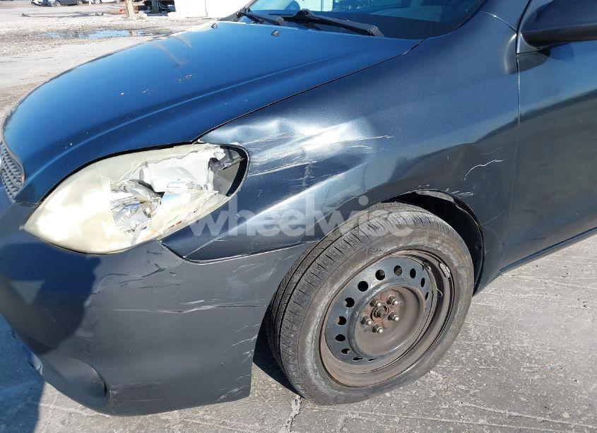 Photo 6 of 2005 Toyota Matrix (VIN 2T1KR32E85C419090)