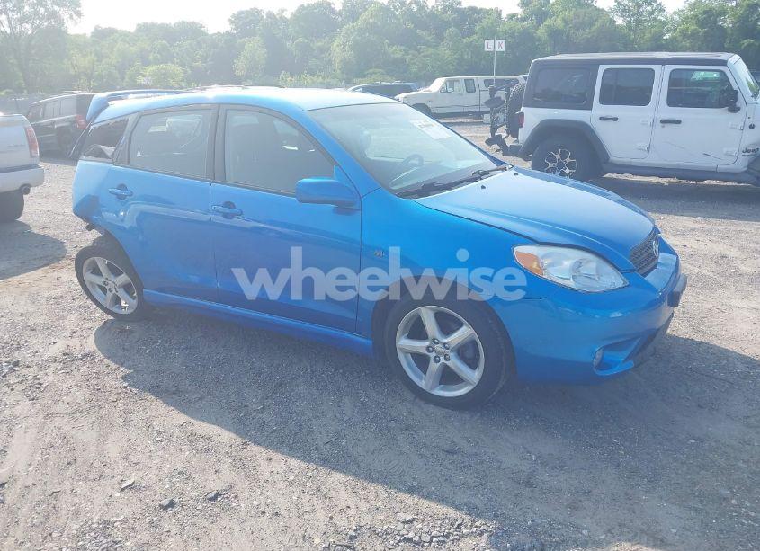 2007 Toyota Matrix XR (VIN 2T1KR32E87C627425) main photo