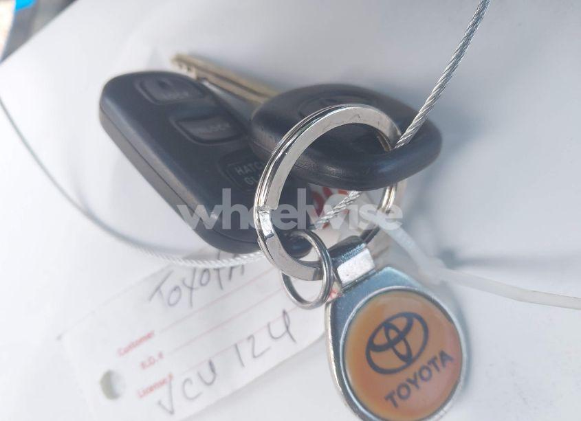 Photo 11 of 2007 Toyota Matrix XR (VIN 2T1KR32E87C627425)