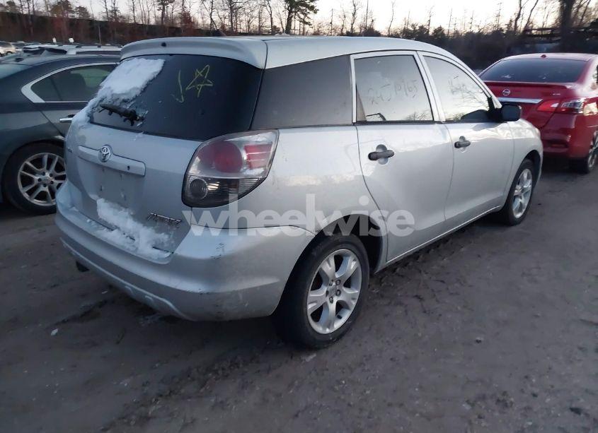 Photo 4 of 2005 Toyota Matrix (VIN 2T1KR32E95C338258)