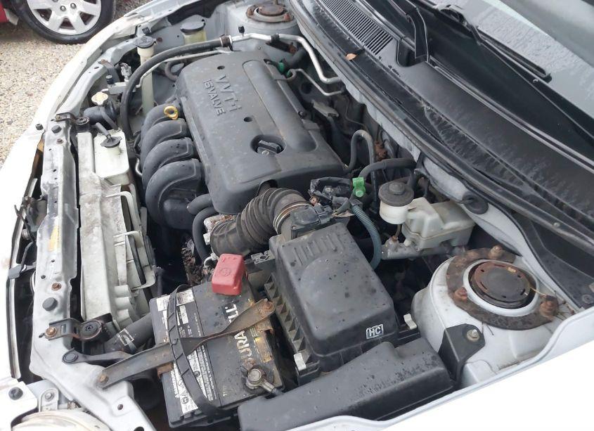 Photo 10 of 2005 Toyota Matrix XR (VIN 2T1KR32E95C355772)