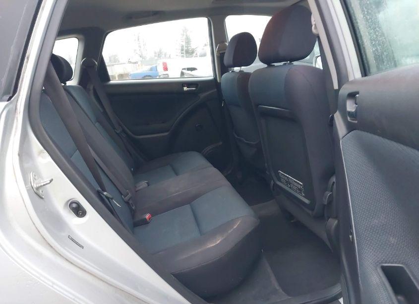 Photo 8 of 2005 Toyota Matrix XR (VIN 2T1KR32E95C355772)