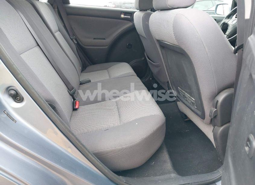 Photo 8 of 2005 Toyota Matrix XR (VIN 2T1KR32E95C410074)