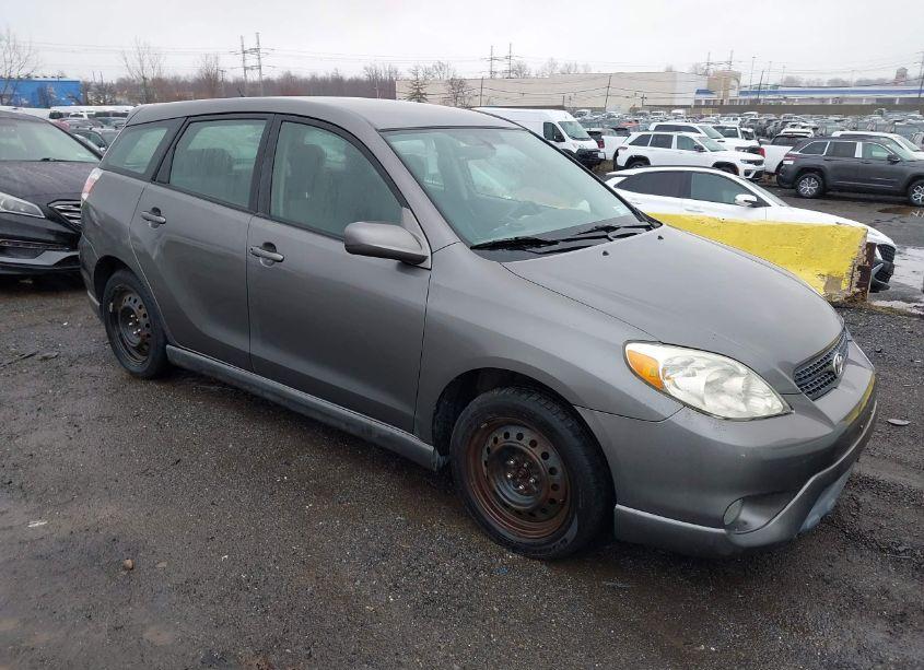 2006 Toyota Matrix XR (VIN 2T1KR32E96C587743) main photo