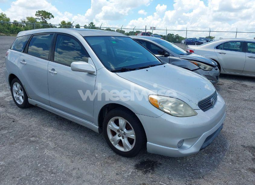 2007 Toyota Matrix XR (VIN 2T1KR32E97C649837) main photo