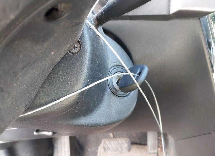 Photo 11 of 2008 Toyota Matrix (VIN 2T1KR32E98C711190)