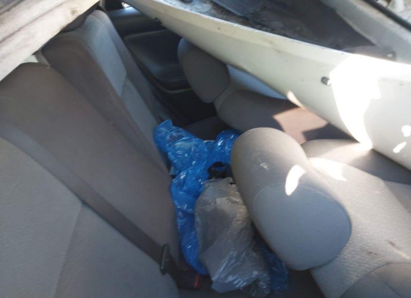 Photo 8 of 2003 Toyota Matrix STANDARD (VIN 2T1KR32EX3C081432)