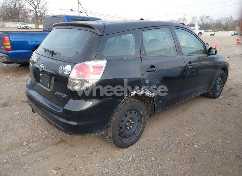 Photo 4 of 2007 Toyota Matrix (VIN 2T1KR32EX7C670809)