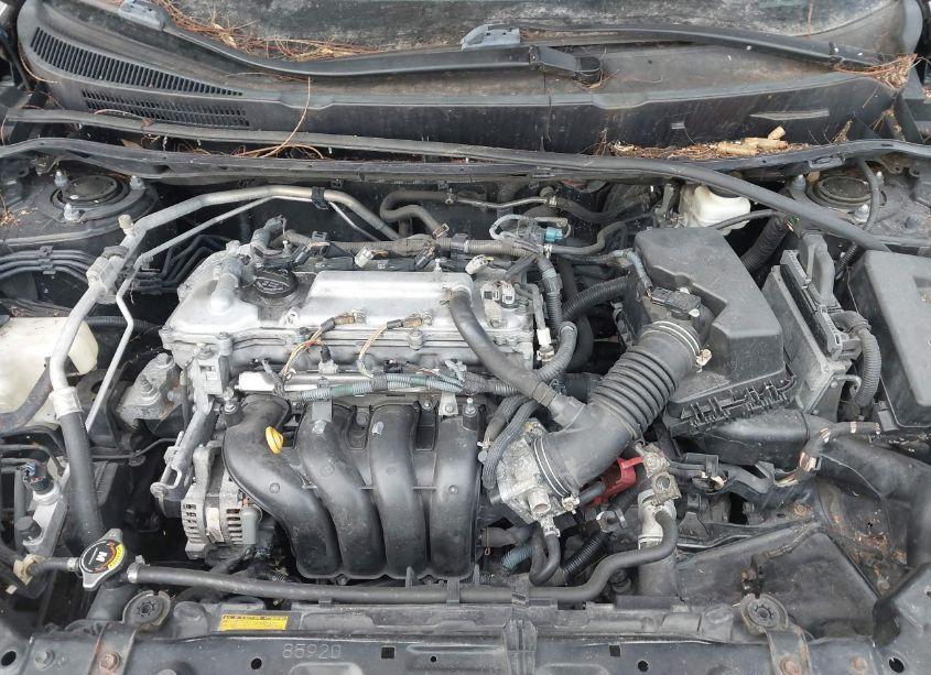 Photo 10 of 2009 Toyota Matrix (VIN 2T1KU40E09C014029)