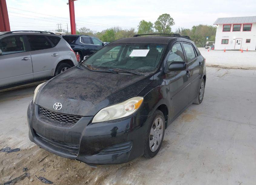 Photo 2 of 2009 Toyota Matrix (VIN 2T1KU40E09C014029)