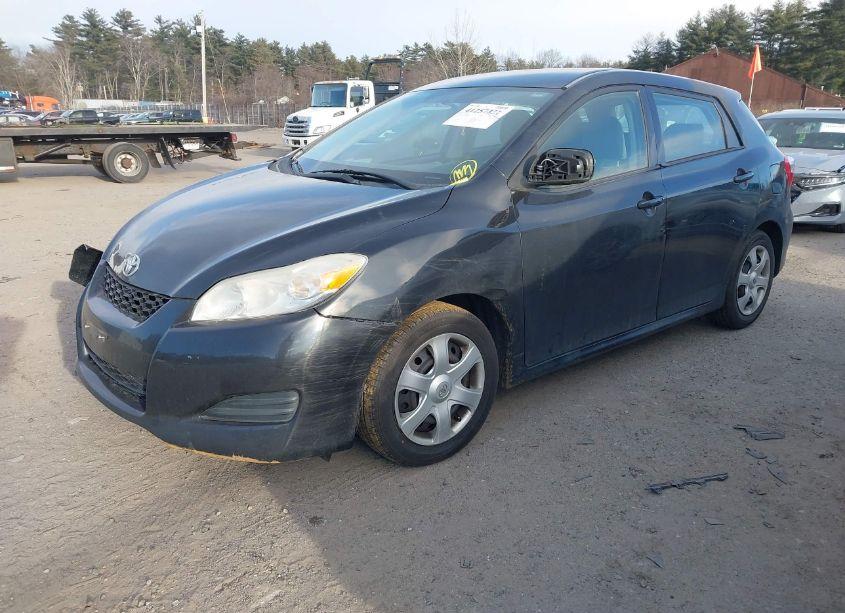 Photo 2 of 2009 Toyota Matrix (VIN 2T1KU40E09C061707)