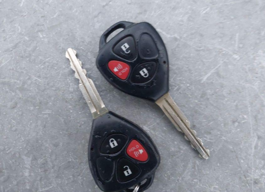 Photo 11 of 2009 Toyota Matrix (VIN 2T1KU40E09C078152)