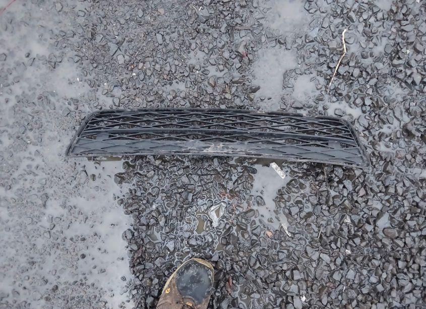 Photo 12 of 2009 Toyota Matrix (VIN 2T1KU40E09C078152)