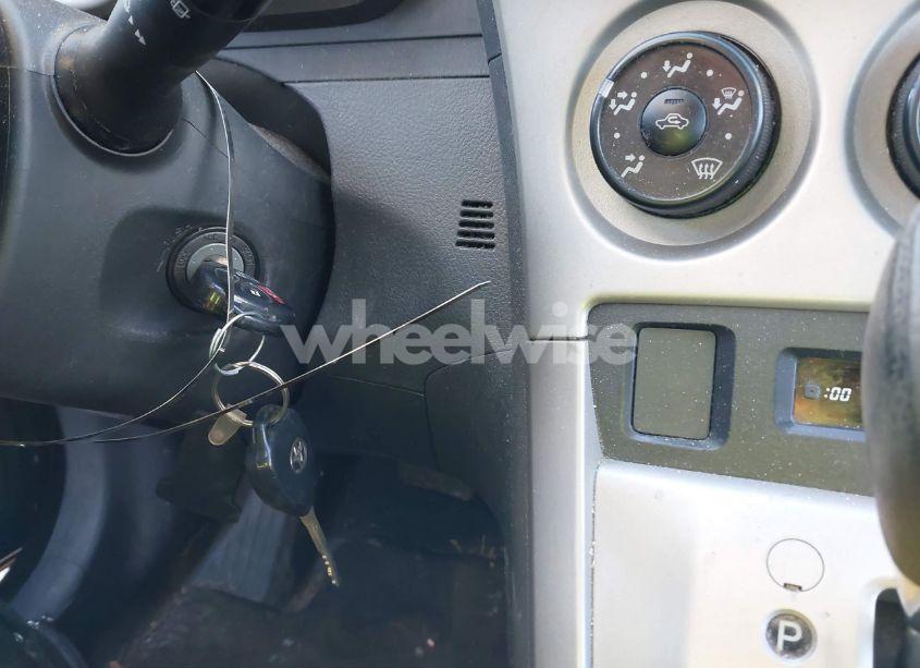 Photo 11 of 2009 Toyota Matrix (VIN 2T1KU40E09C151021)