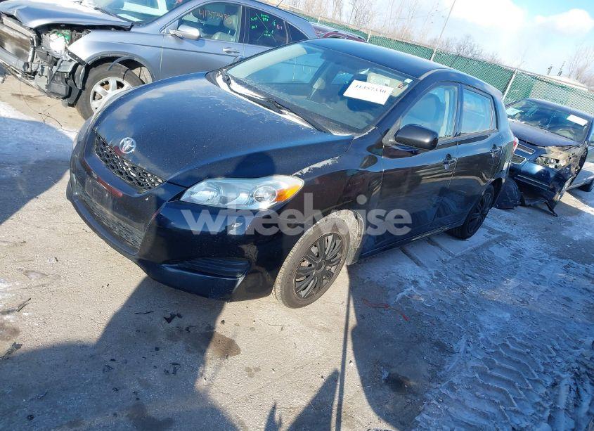 Photo 2 of 2009 Toyota Matrix (VIN 2T1KU40E09C151021)