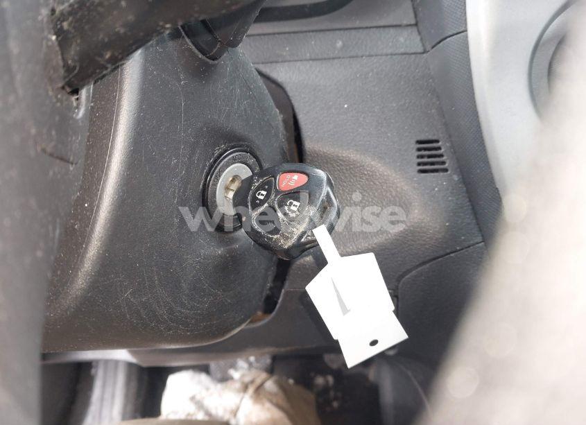 Photo 11 of 2009 Toyota Matrix (VIN 2T1KU40E09C164934)