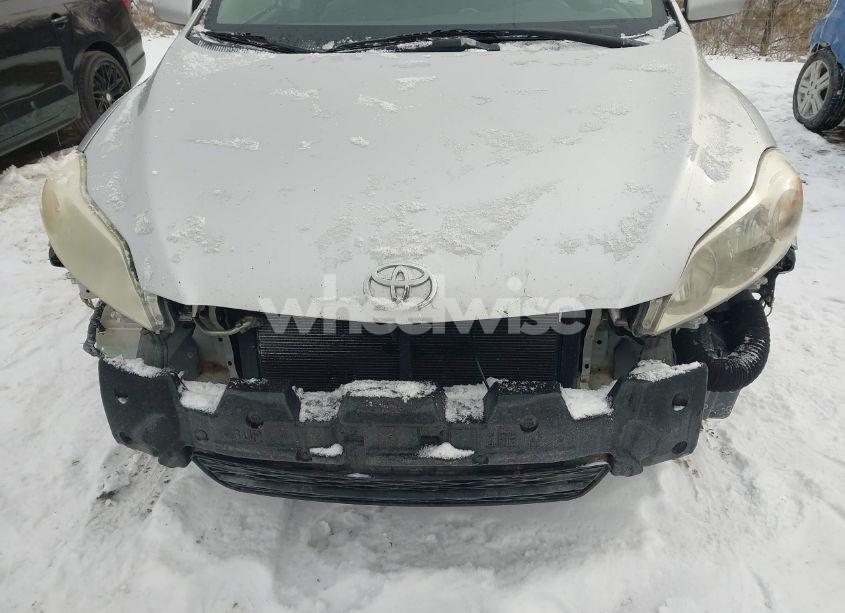 Photo 6 of 2009 Toyota Matrix (VIN 2T1KU40E09C164934)