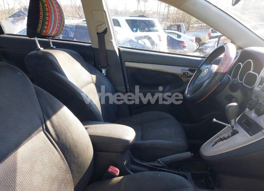 Photo 5 of 2009 Toyota Matrix (VIN 2T1KU40E19C073221)