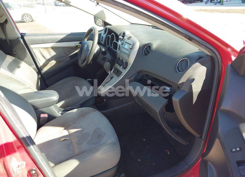 Photo 5 of 2009 Toyota Matrix (VIN 2T1KU40E19C188692)
