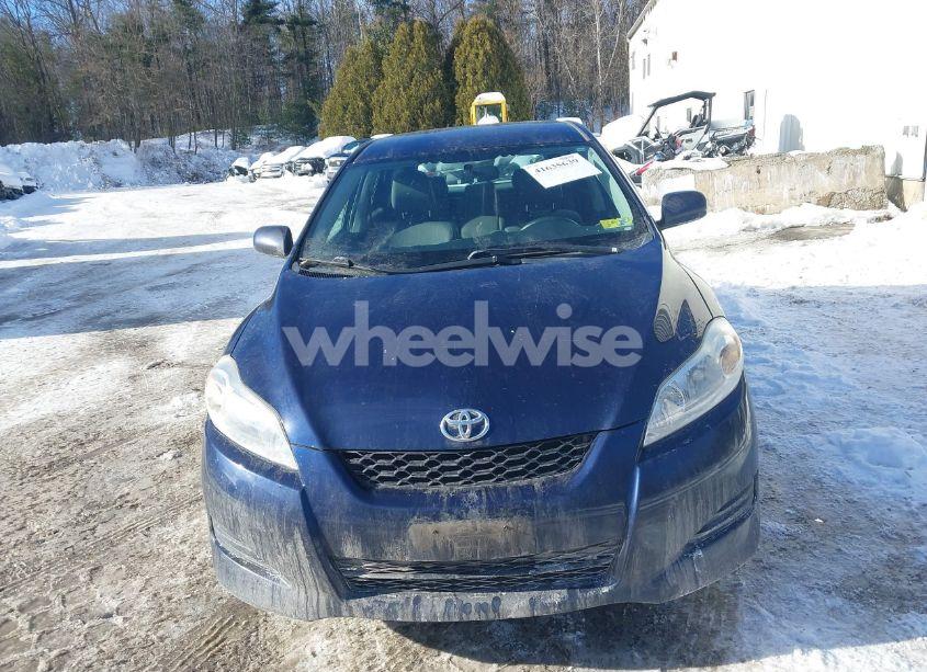 Photo 6 of 2009 Toyota Matrix (VIN 2T1KU40E29C009012)