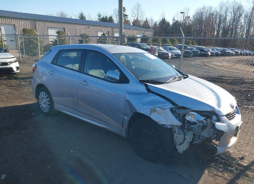 2009 Toyota Matrix (VIN 2T1KU40E29C019975) main photo