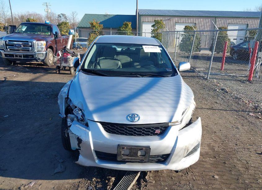 Photo 12 of 2009 Toyota Matrix (VIN 2T1KU40E29C019975)
