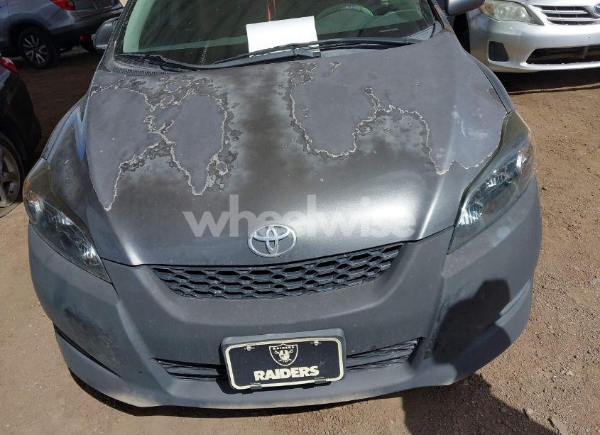 Photo 6 of 2009 Toyota Matrix (VIN 2T1KU40E29C039725)