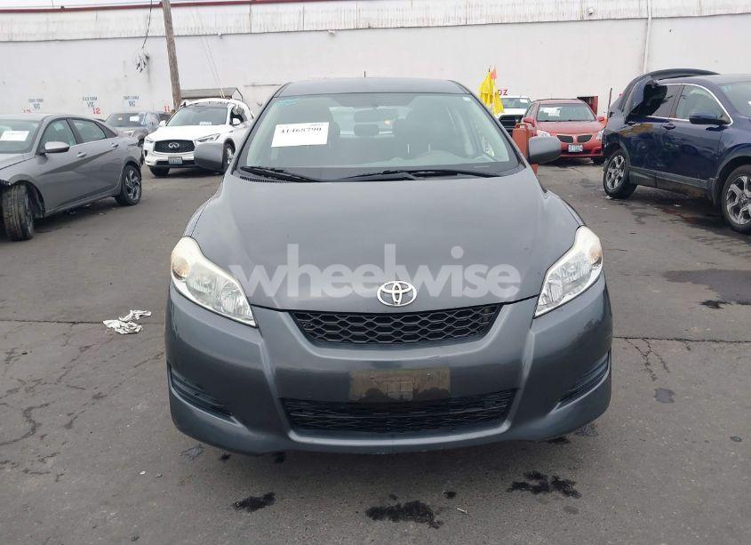 Photo 12 of 2009 Toyota Matrix (VIN 2T1KU40E29C124970)