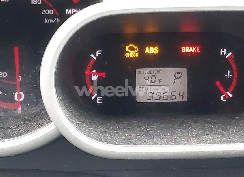 Photo 15 of 2009 Toyota Matrix (VIN 2T1KU40E29C124970)