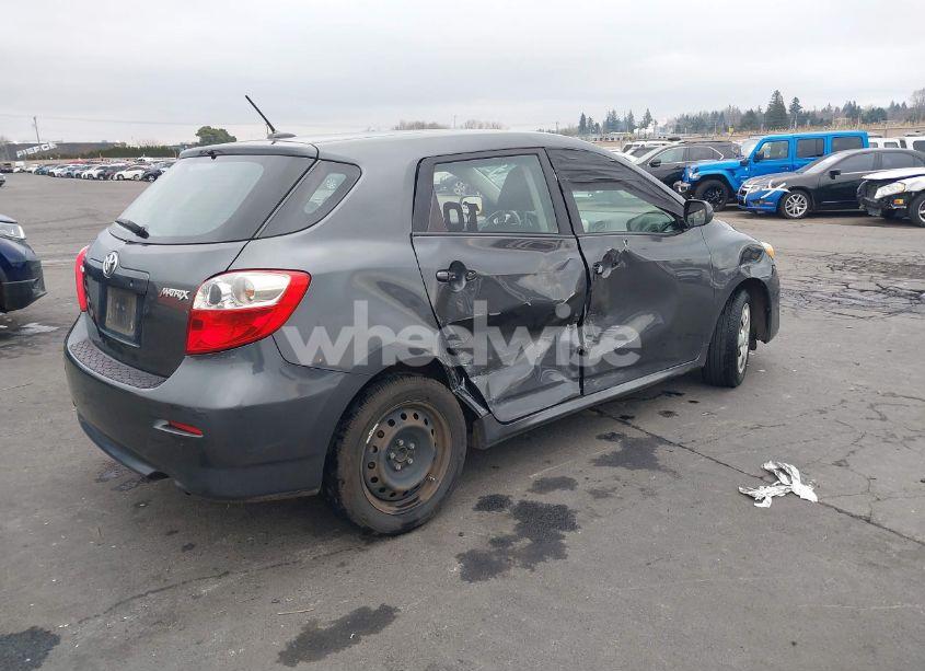 Photo 4 of 2009 Toyota Matrix (VIN 2T1KU40E29C124970)