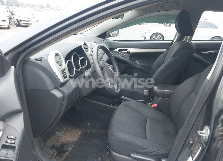 Photo 5 of 2009 Toyota Matrix (VIN 2T1KU40E29C124970)