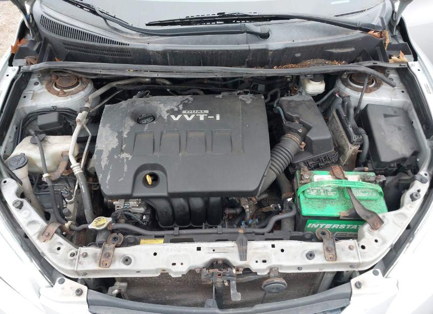 Photo 10 of 2009 Toyota Matrix (VIN 2T1KU40E29C166345)