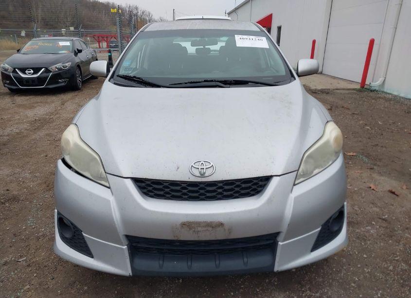 Photo 12 of 2009 Toyota Matrix (VIN 2T1KU40E29C166345)