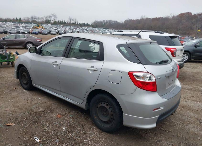 Photo 3 of 2009 Toyota Matrix (VIN 2T1KU40E29C166345)