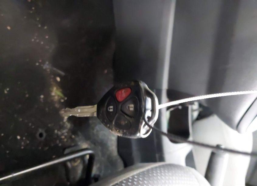 Photo 11 of 2009 Toyota Matrix (VIN 2T1KU40E29C178852)