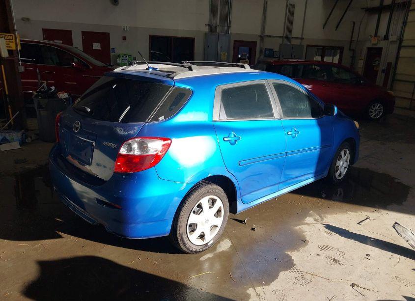 Photo 4 of 2009 Toyota Matrix (VIN 2T1KU40E29C178852)