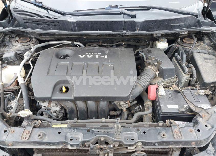 Photo 10 of 2009 Toyota Matrix (VIN 2T1KU40E39C062852)