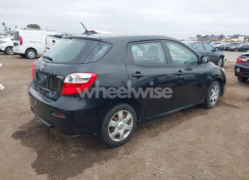 Photo 4 of 2009 Toyota Matrix (VIN 2T1KU40E39C062852)