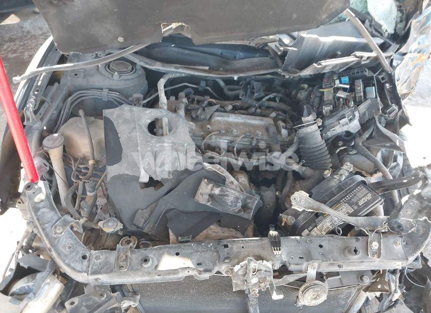 Photo 10 of 2009 Toyota Matrix (VIN 2T1KU40E39C067727)