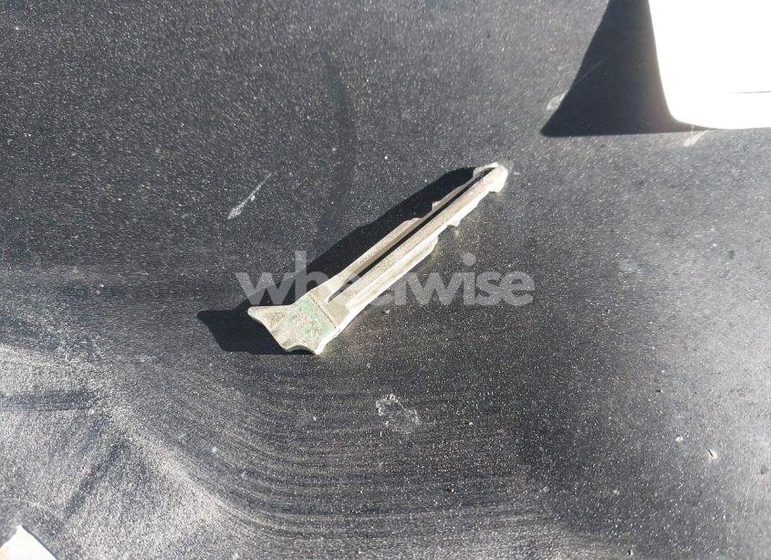 Photo 11 of 2009 Toyota Matrix (VIN 2T1KU40E39C067727)