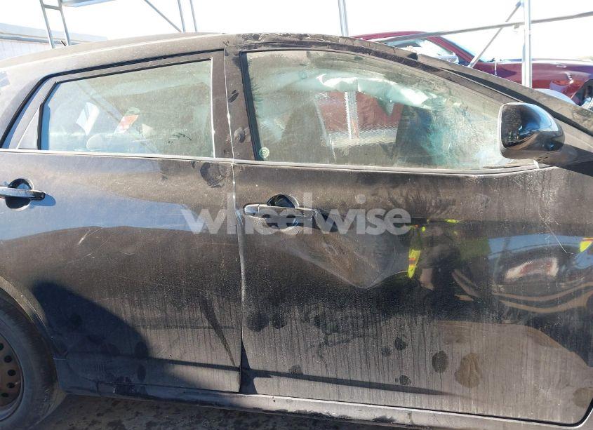 Photo 14 of 2009 Toyota Matrix (VIN 2T1KU40E39C067727)