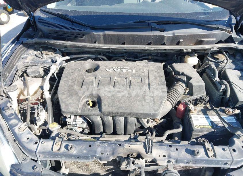 Photo 10 of 2009 Toyota Matrix (VIN 2T1KU40E39C175975)