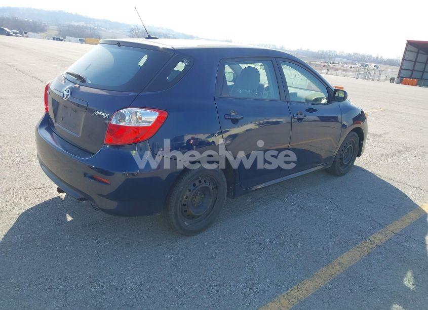Photo 4 of 2009 Toyota Matrix (VIN 2T1KU40E39C175975)