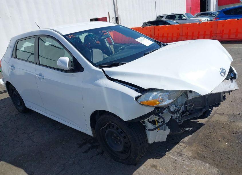 2009 Toyota Matrix (VIN 2T1KU40E39C184210) main photo