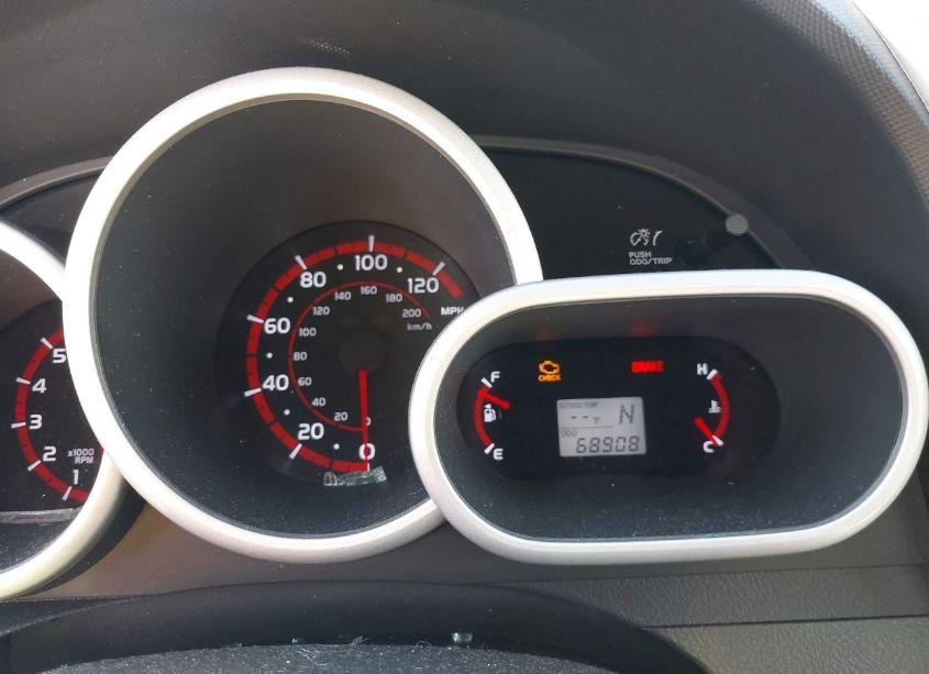 Photo 7 of 2009 Toyota Matrix (VIN 2T1KU40E39C184210)