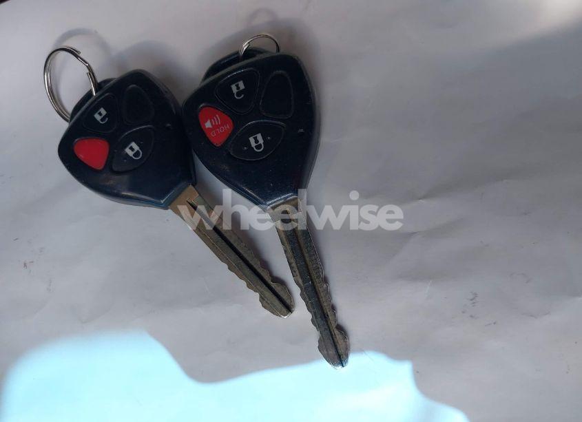 Photo 11 of 2009 Toyota Matrix (VIN 2T1KU40E59C016424)