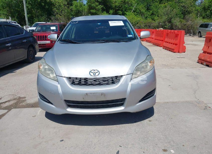 Photo 12 of 2009 Toyota Matrix (VIN 2T1KU40E59C016424)