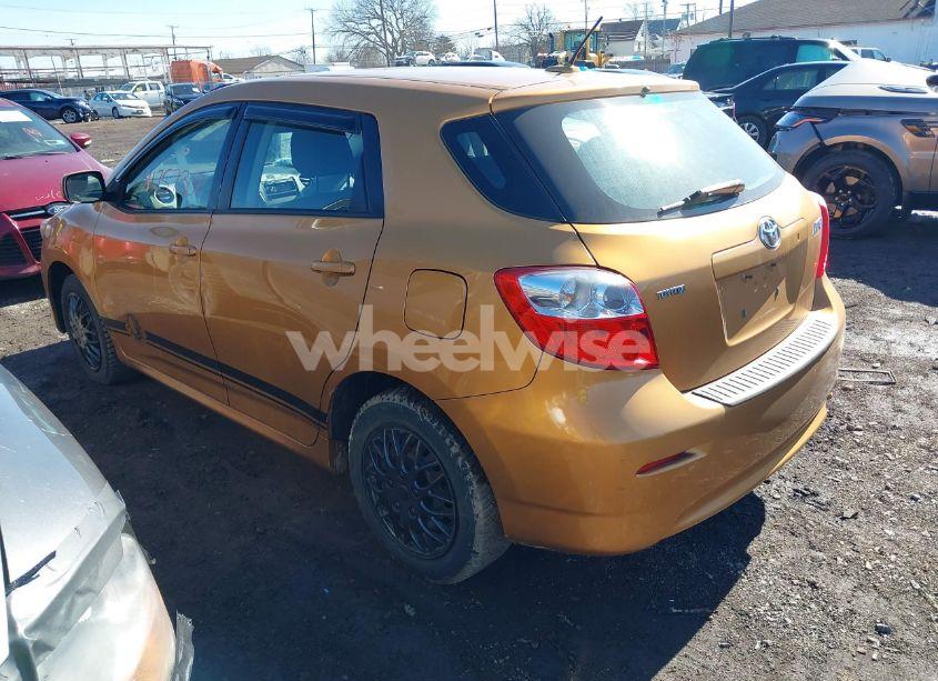 Photo 3 of 2009 Toyota Matrix (VIN 2T1KU40E69C046466)